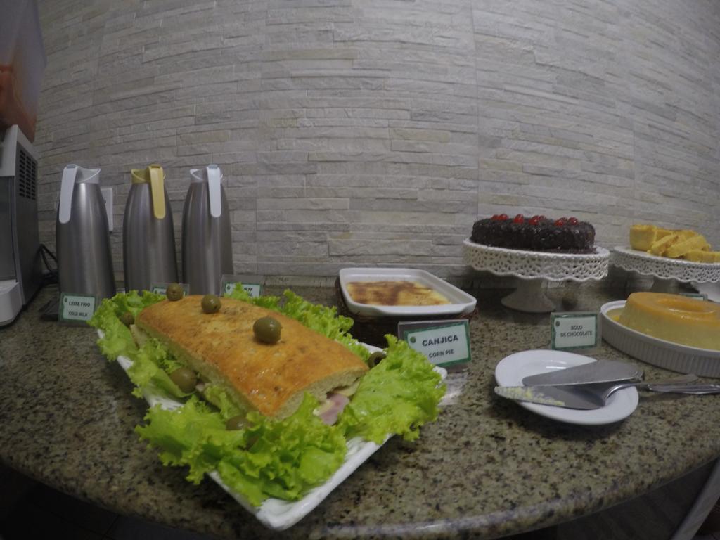 Abrolhos Praia Hotel フォルタレザ エクステリア 写真